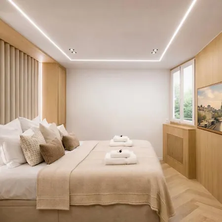 G Glamorous, Quiet In Le Marais Apartment *